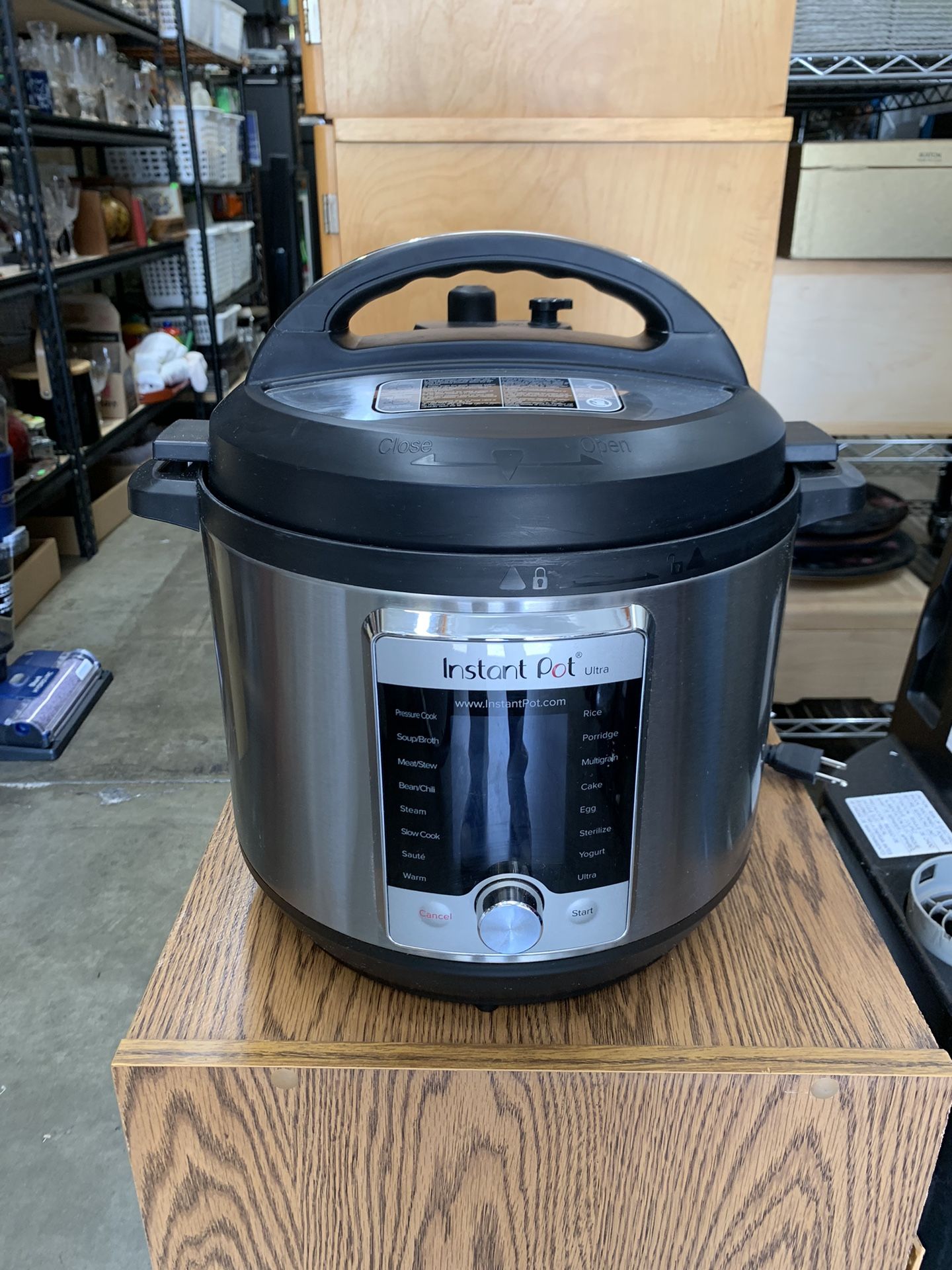 Instant Pot Ultra 8 Qt 10-in-1 Multi- Use Programmable Pressure Cooker, Slow Cooker, Rice Cooker