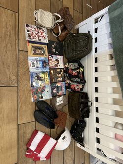 BOOKS BAGS ETC  2-5 Everything 