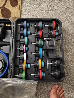 Four Uncles Easily locates cooling system leaks (radiator, hoses, head gaskets) and refills coolant quickly without trapping air pockets.