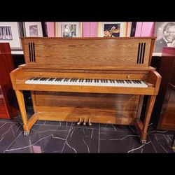Baldwin Piano 