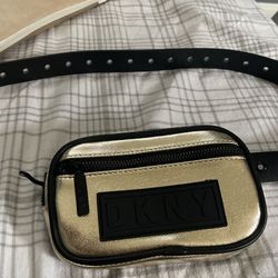 DKNY gold and black fanny pack ( never used)