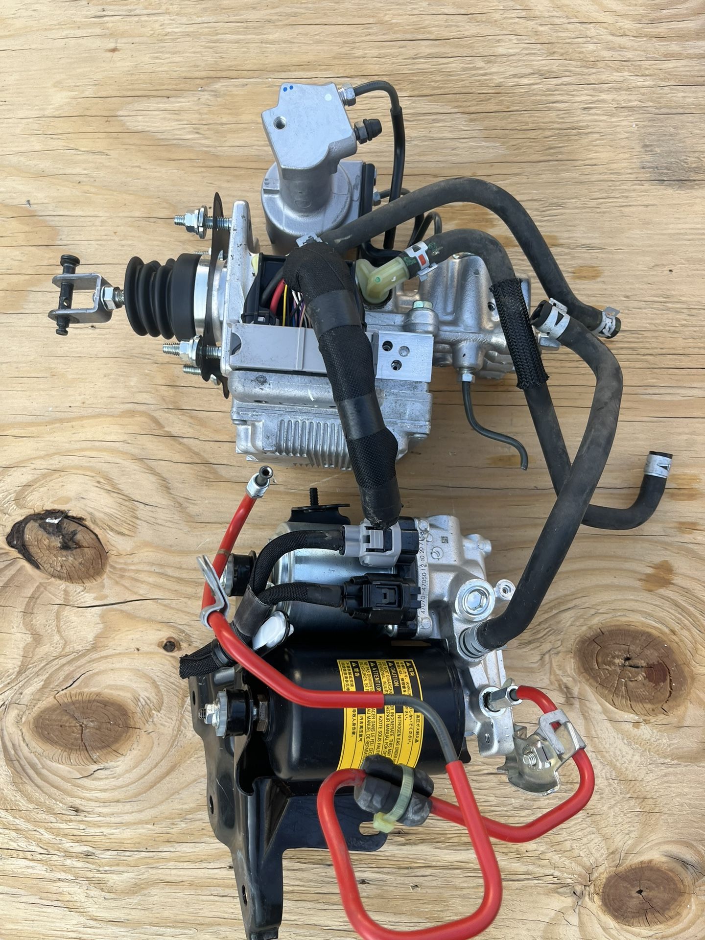 2010-15 TOYOTA PRIUS ABS Pump Actuator Power Brake Booster ABS Pump Hydraulic