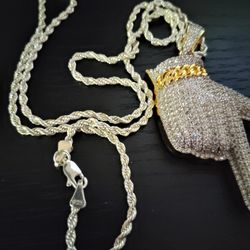 Sterling Silver Rope Chain W Pendant 