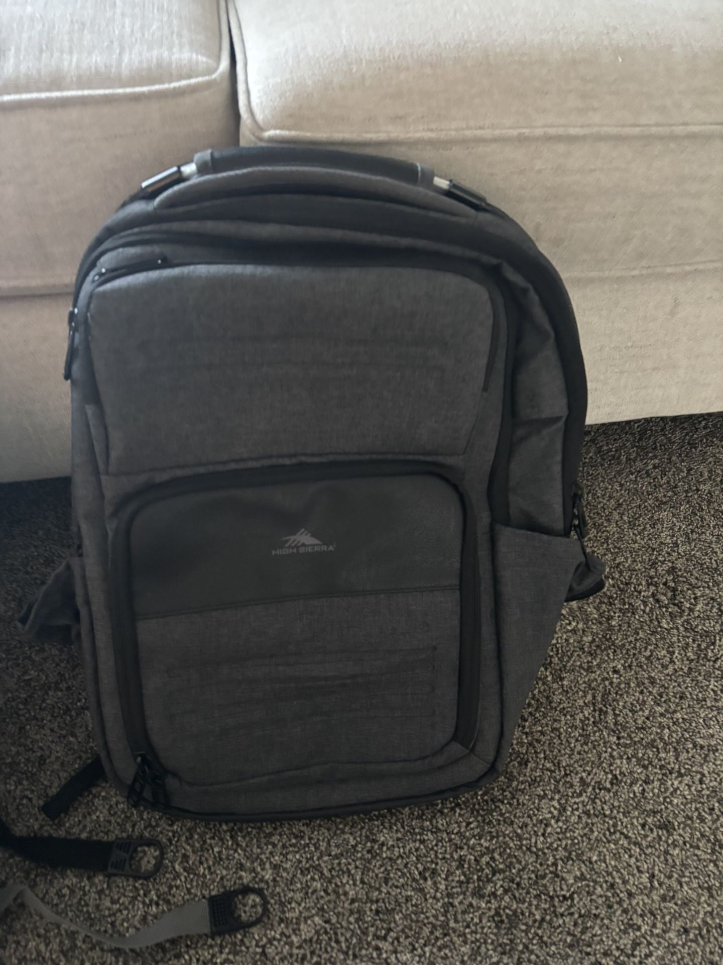 High Sierra Endeavor Elite 2.0 Laptop Backpack in Grey Heather