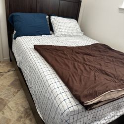 Queen Bed