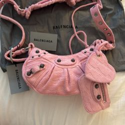 Balenciaga Le Cagole Bag