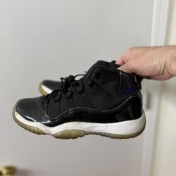 jordan shoes youth size 6y