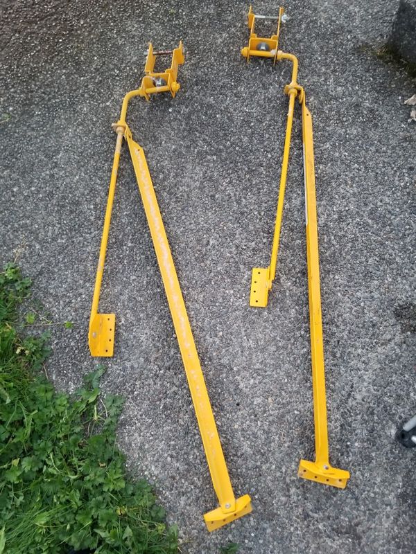 Pump jack brace like new for Sale in WA OfferUp