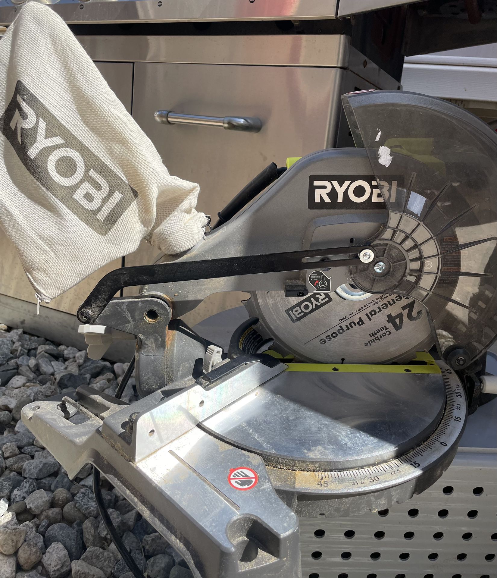 14 Amp Corded 10 in. Compound Miter Saw with LED Cutline Indicator for Sale  in Hesperia, CA OfferUp