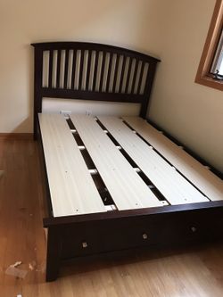 Brand new platform bed with storage!!