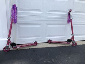 Razor scooters for toddlers - 2 available