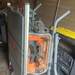 RIDGID Table Saw 