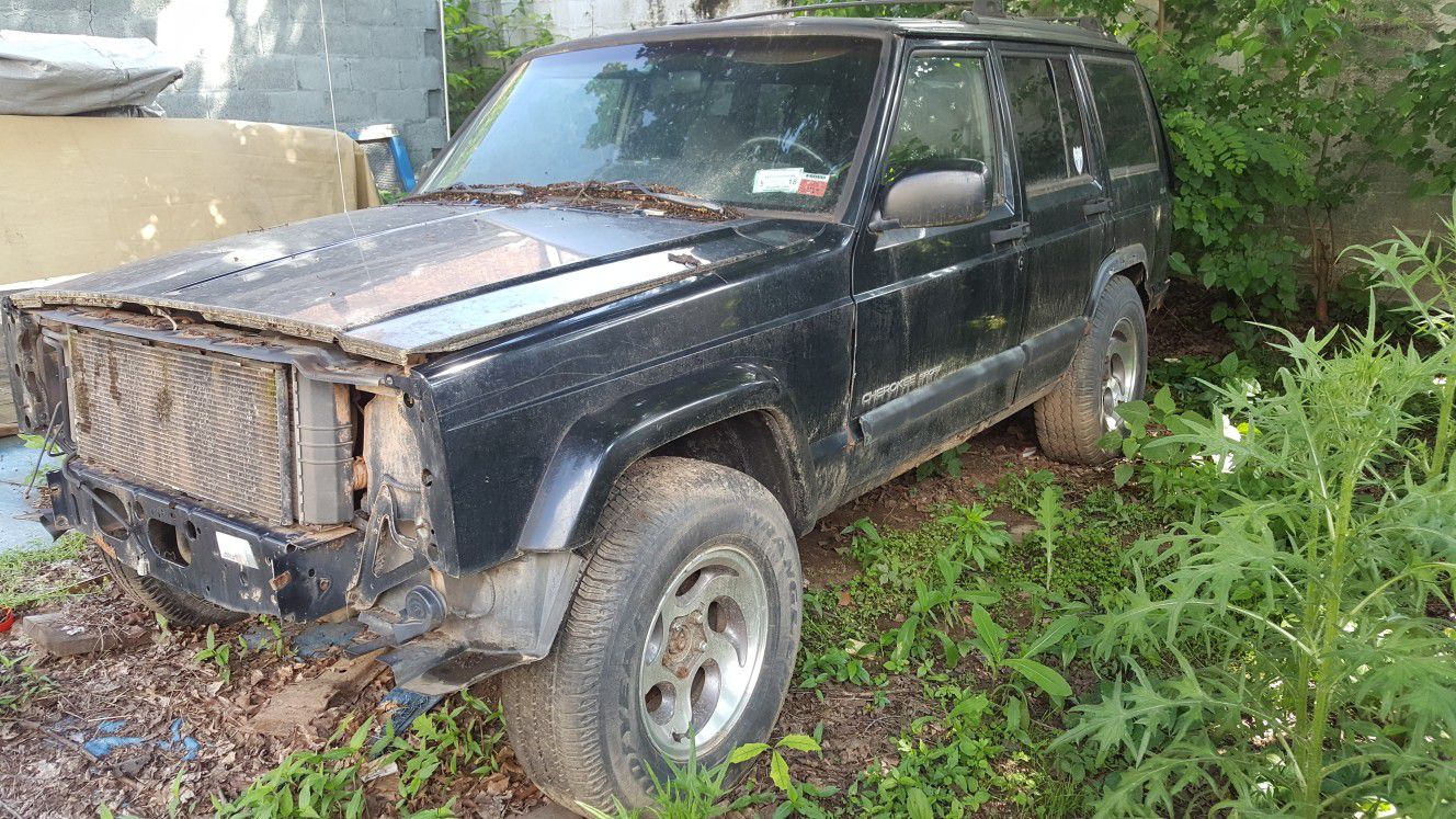 Parting out a 99 jeep Cherokee