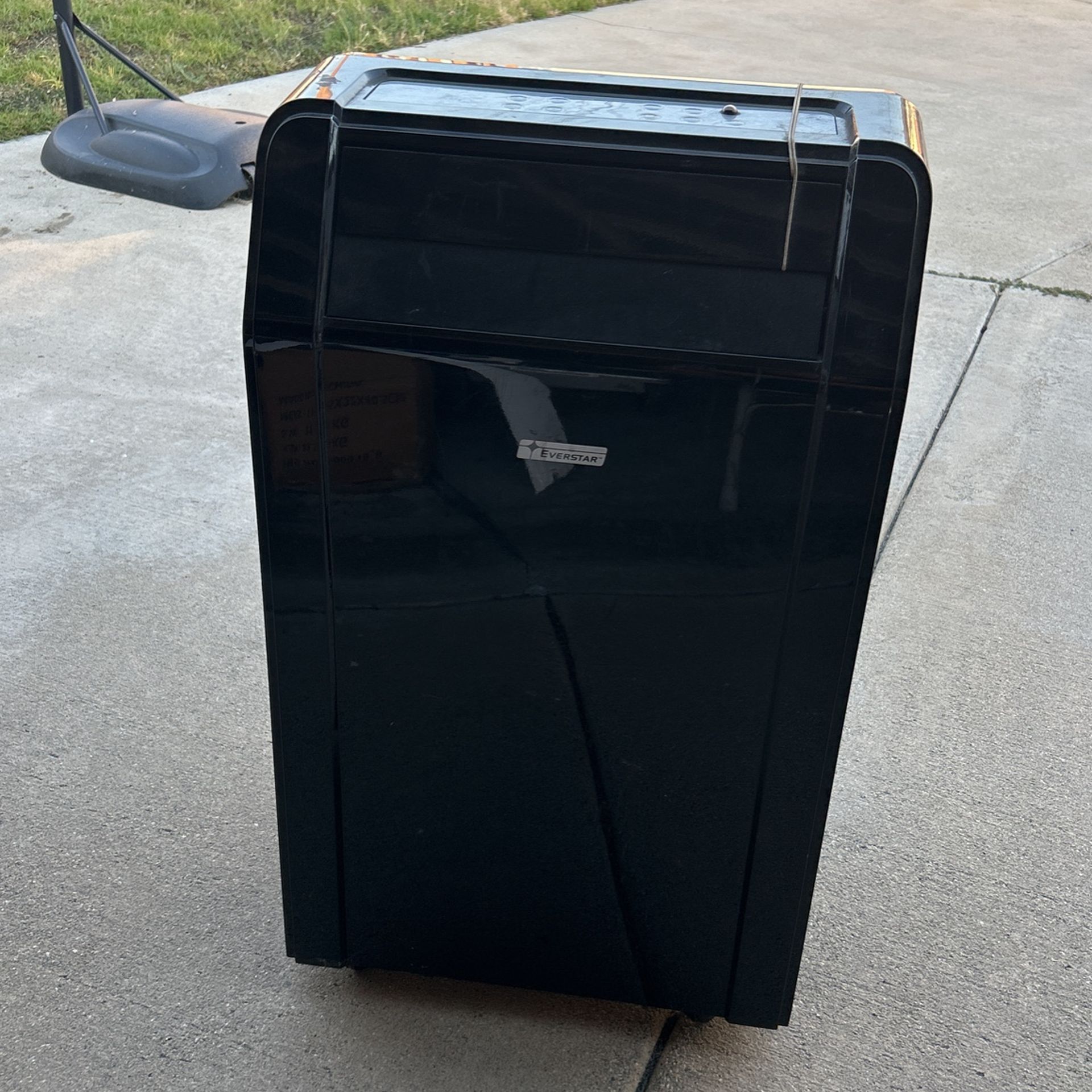 Everstar Portable Air Conditioner - Used - Free!!!!