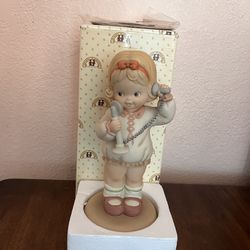 Memories Of Yesterday I See So Happy You Called Ernesto  1991porcelain Figure 9” 