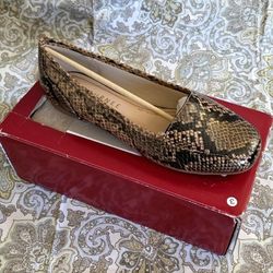 Women Flat Shoes