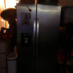 Whirlpool Double Door Refrigerator!