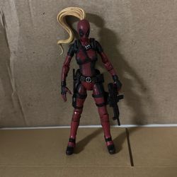 Diamond Select Lady Deadpool 