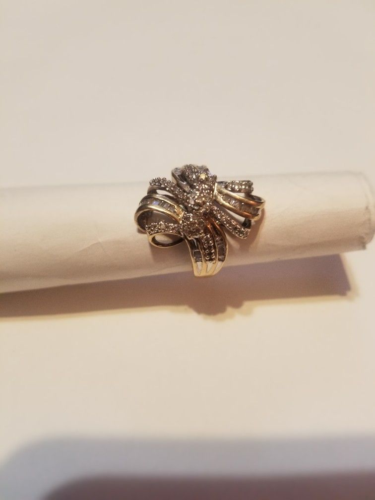 10K gold and diamond ring size 7