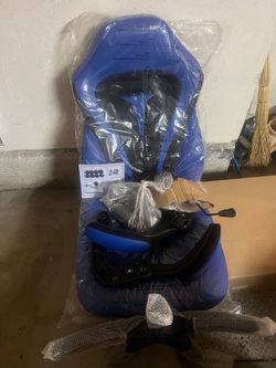 Brand new gaming chair, blue color inside of the box   77 $60