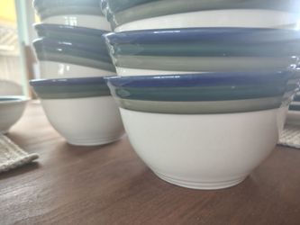 (8) Pfaltzgraff deep bowls