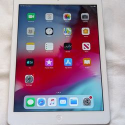APPLE iPad AIR 1 16GB WIFI 9.7 inch tablet
