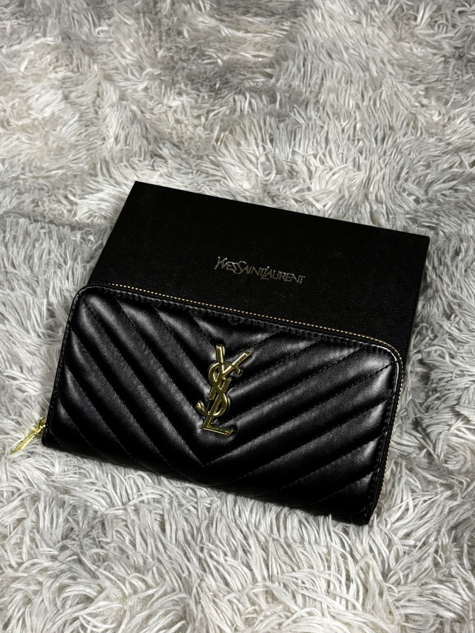 YSL ZIPPER WALLET