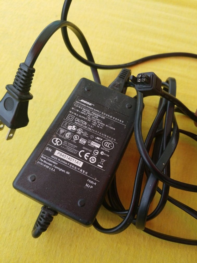 BOSE POWER SUPPLY FOR SPEAKER BOSE ORIGINAL
