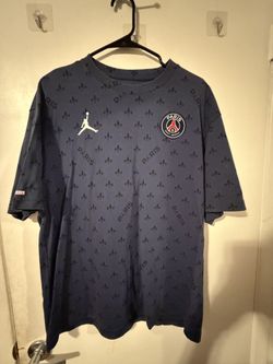 PSG / JORDAN ( Size L ) 