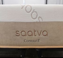 LIKE NEW! Saatva Contour5 King Mattress - Delivery Available 