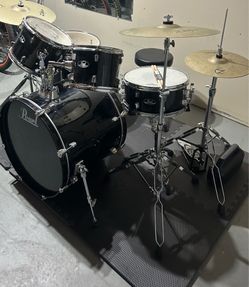 PEARL - Complete Kit Drum Set