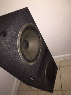 Bass speakers 12” box like new