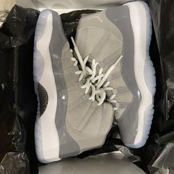 Jordan 11 “Cool Grey” Size 6.5