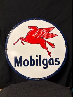 Memorabilia metal plates