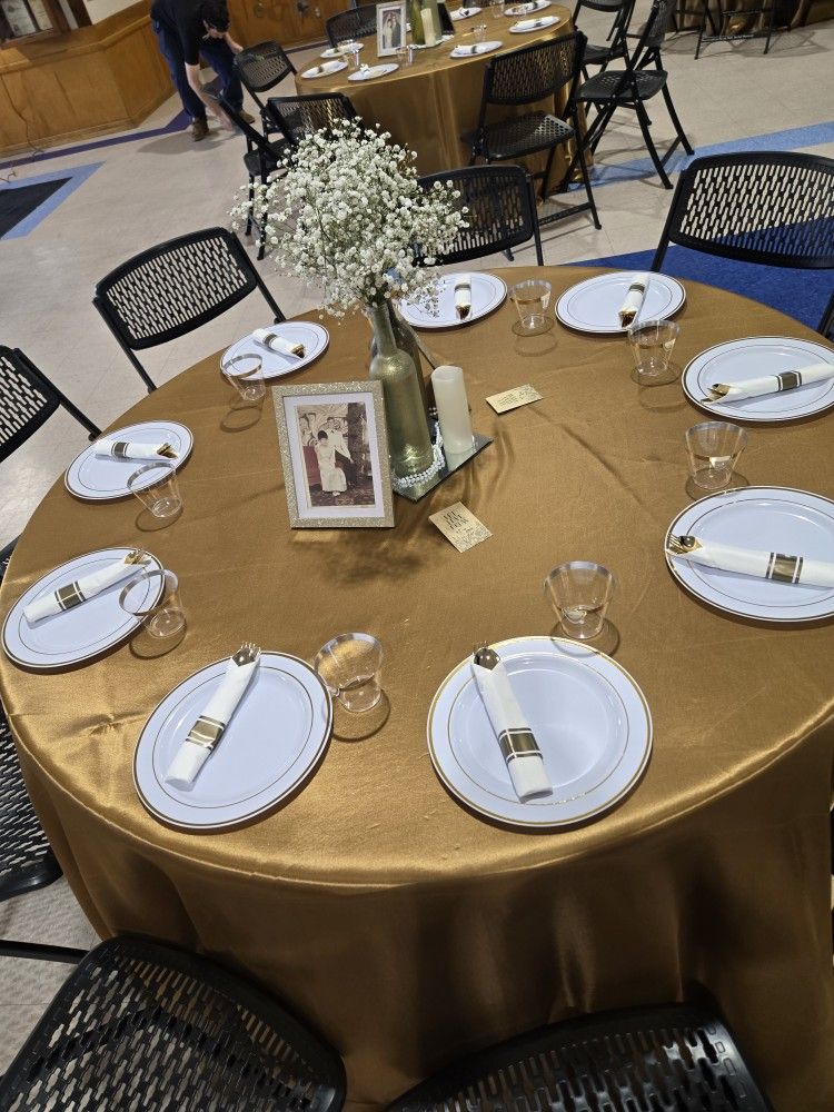Round Gold Satin Table Linens