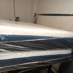❄️❄️❄️ $209 Queen Memory Foam Mattress Available $209 ❄️❄️❄️