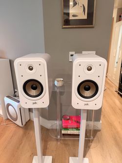 Polk ES20 Bookshelf Speakers (Pair) Excellent Condition