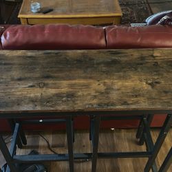 Bar Table And Chairs 