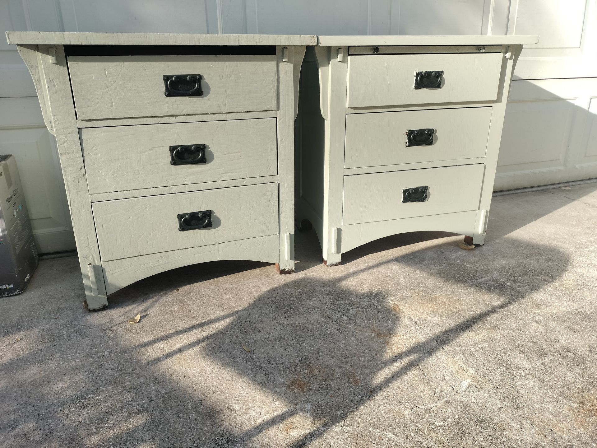 ✨ Chic Gray Nightstands ✨Solid! ✨