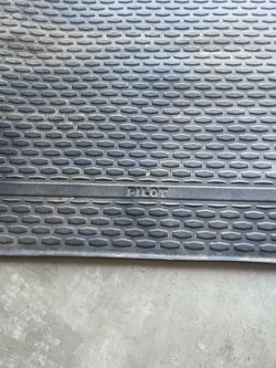 Heavy duty cargo mat from Honda pilot