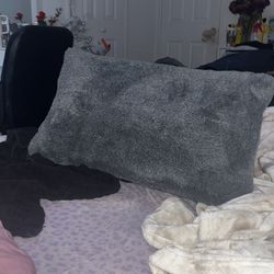 2 faux fur long pillows