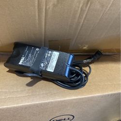Dell Laptop AC Adapter DA90PS1-00 19.5V 4.62A 90W