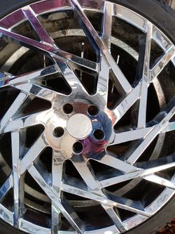 Strada Nido Wheels 22in. 5x115 $200