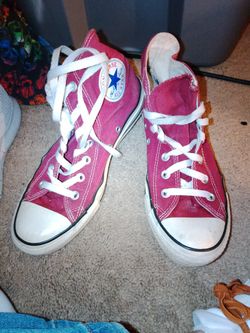 $75.00!  Vintage Chucks ! ConverseHigh Tops Men's 6 