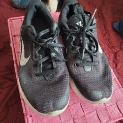 Nike Shoes Size 8.5 Free