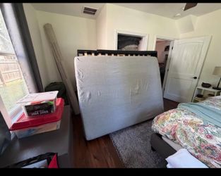 Queen mattress