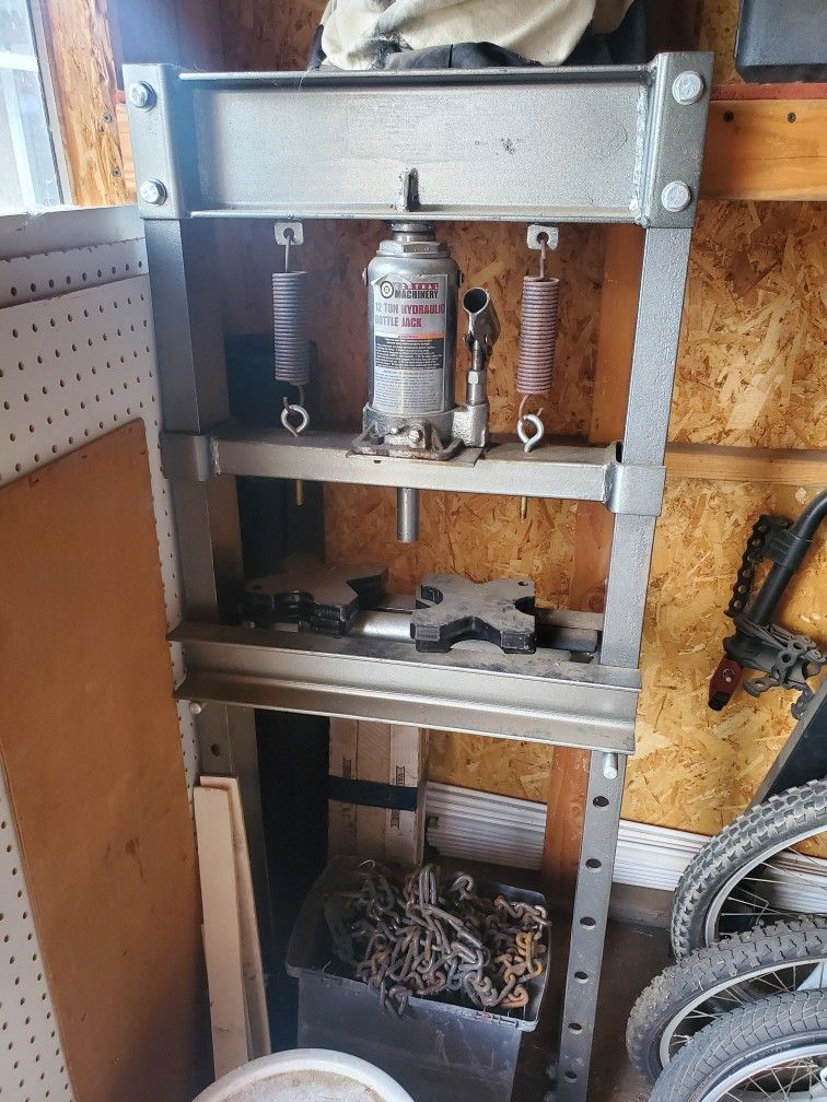 12 Ton Hydraulic Press
