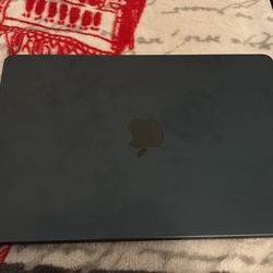 MacBook M3 Chip