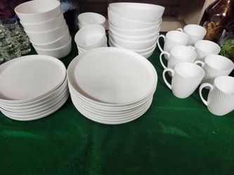 Mikasa Bone Chine Dining Set