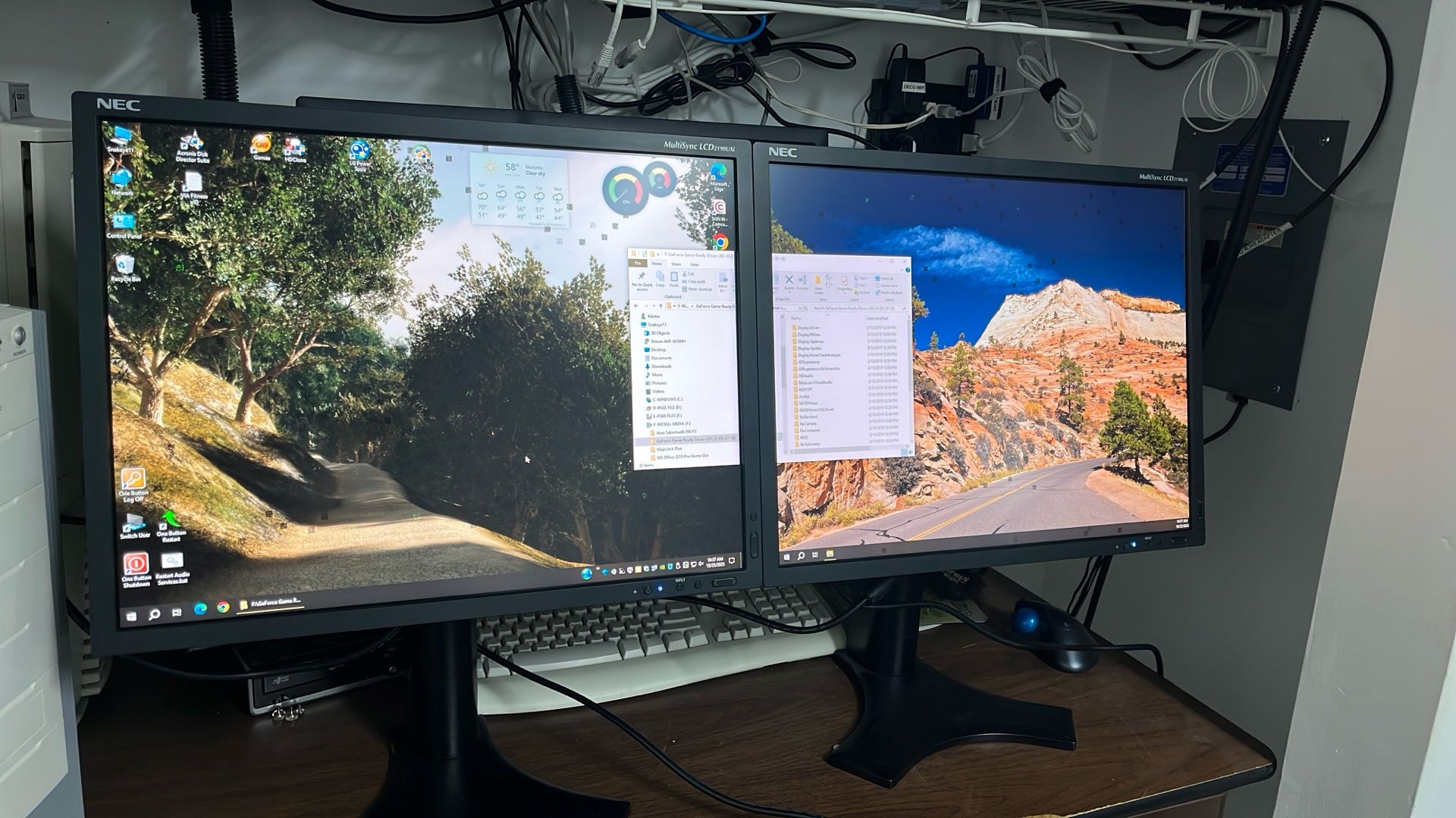 2 X NEC 2190UXi Monitors